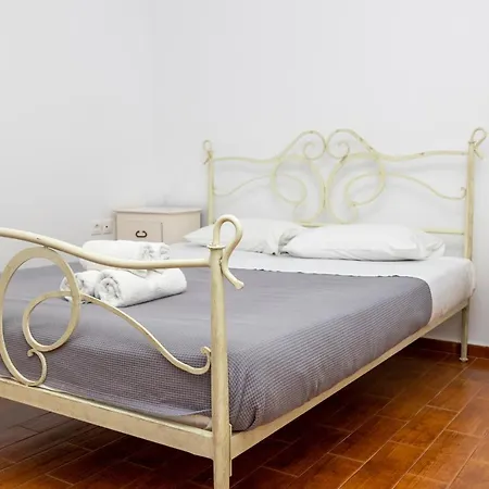 Aparthotel Depis Economy & Naxos City