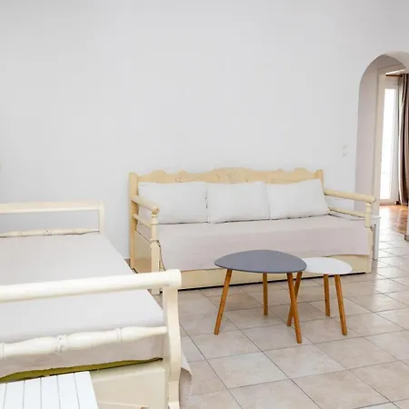 Aparthotel Depis Economy & Naxos City