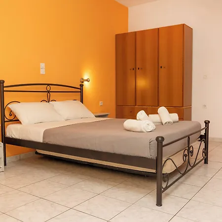 Depis Economy & 2* Naxos City