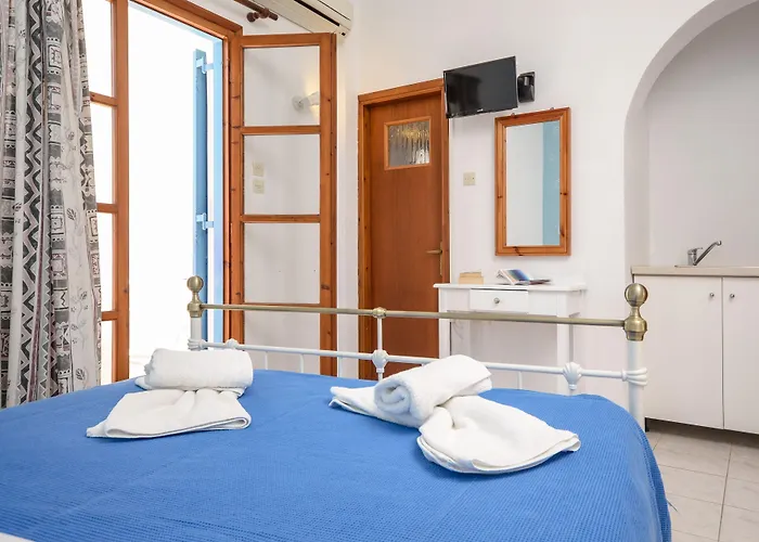 Depis Economy & Апарт-отель 2*